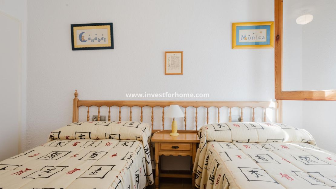 Sale - Bungalow - Torrevieja - El Acequión - Los Náufragos