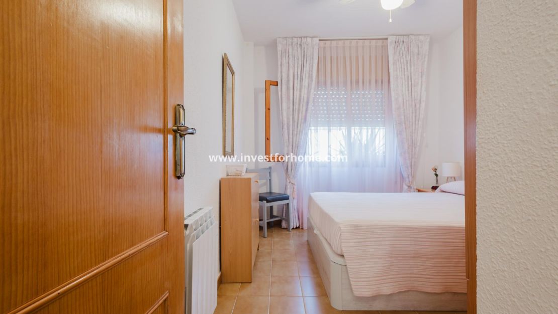 Sale - Bungalow - Torrevieja - El Acequión - Los Náufragos
