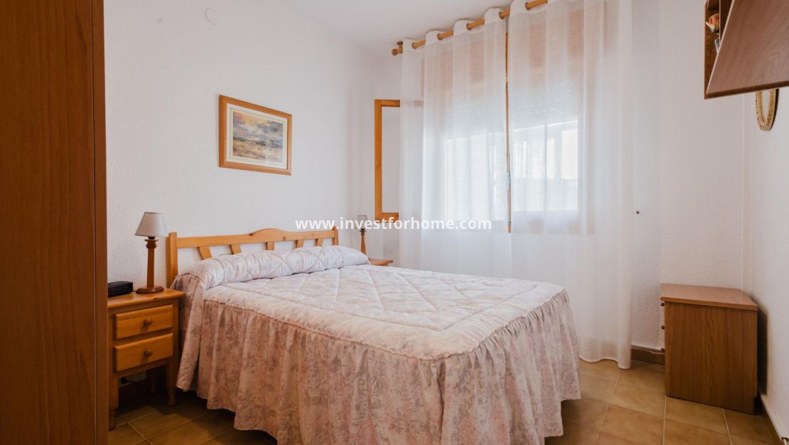 Sale - Bungalow - Torrevieja - El Acequión - Los Náufragos