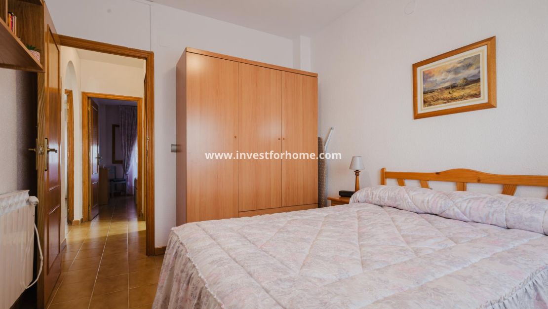 Sale - Bungalow - Torrevieja - El Acequión - Los Náufragos