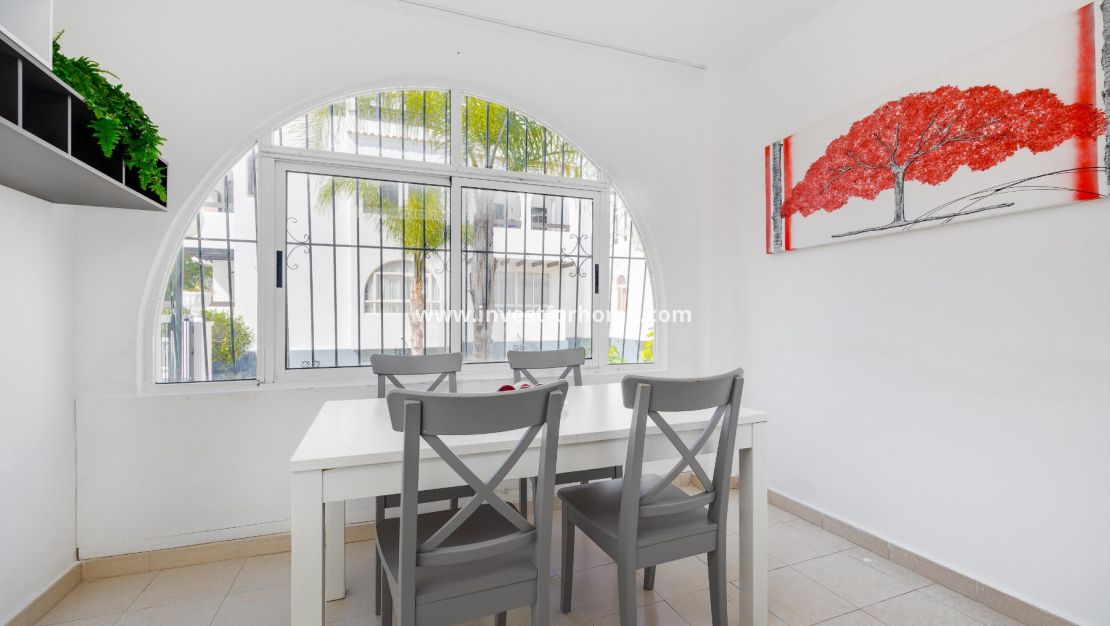 Sale - Bungalow - Torrevieja - El Acequión - Los Náufragos