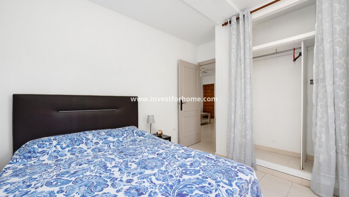 Sale - Bungalow - Torrevieja - El Acequión - Los Náufragos