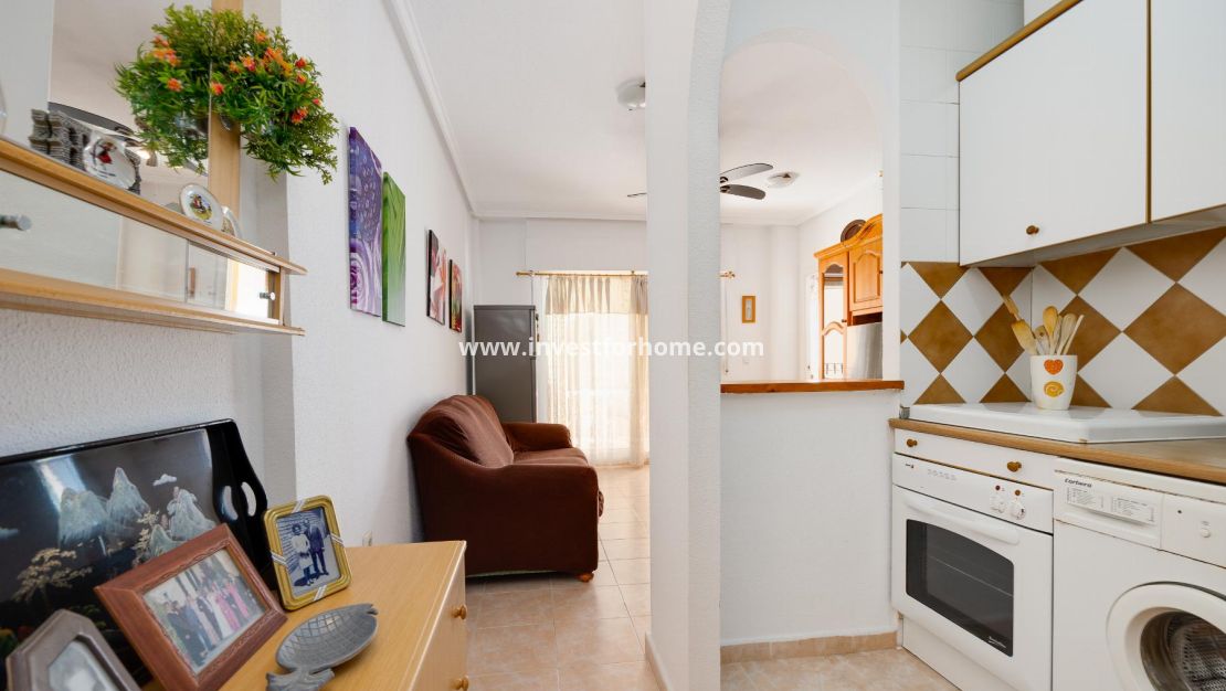 Sale - Bungalow - Torrevieja - El Acequión - Los Náufragos