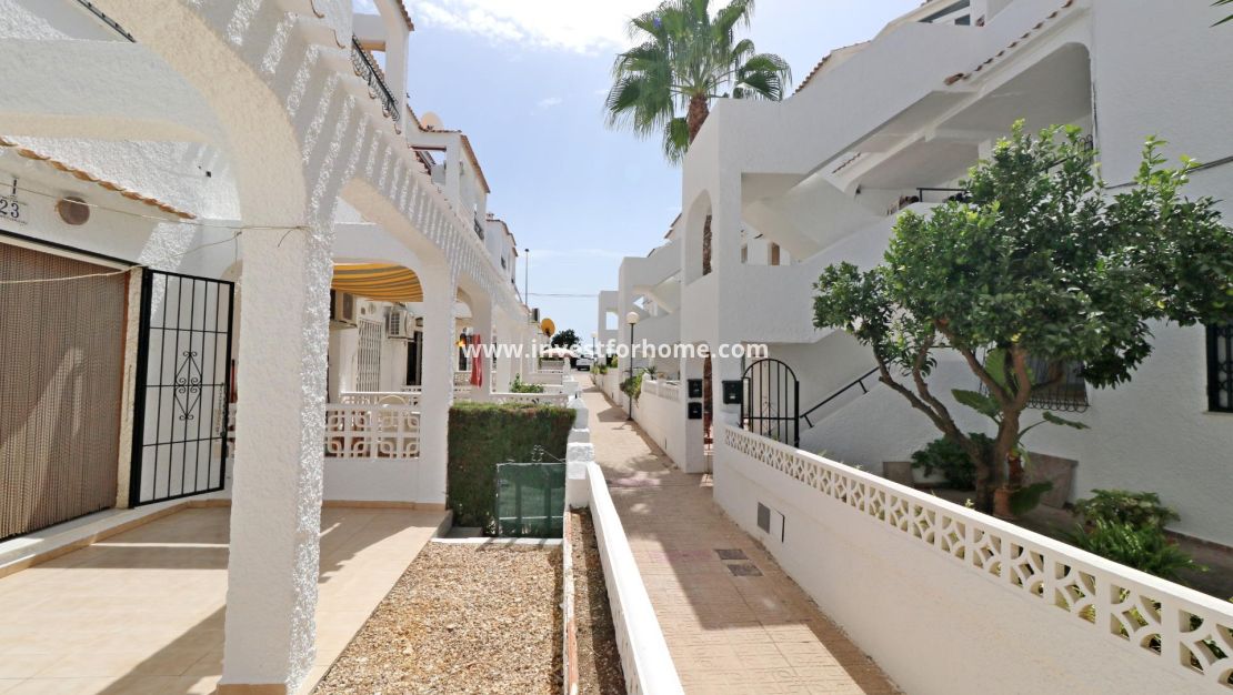 Sale - Bungalow - Torrevieja - El Acequión - Los Náufragos