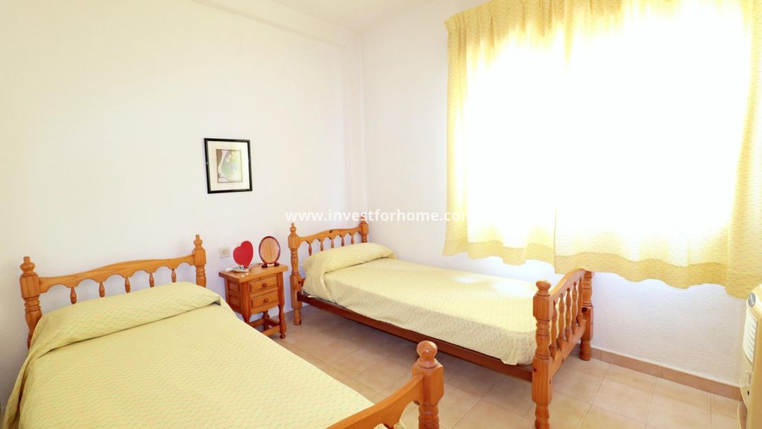 Sale - Bungalow - Torrevieja - El Acequión - Los Náufragos