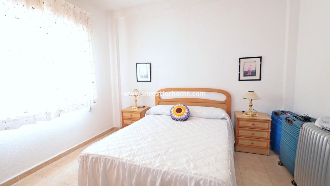 Sale - Bungalow - Torrevieja - El Acequión - Los Náufragos
