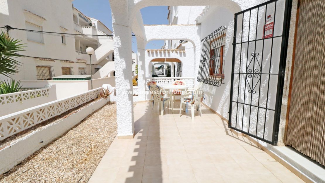 Sale - Bungalow - Torrevieja - El Acequión - Los Náufragos