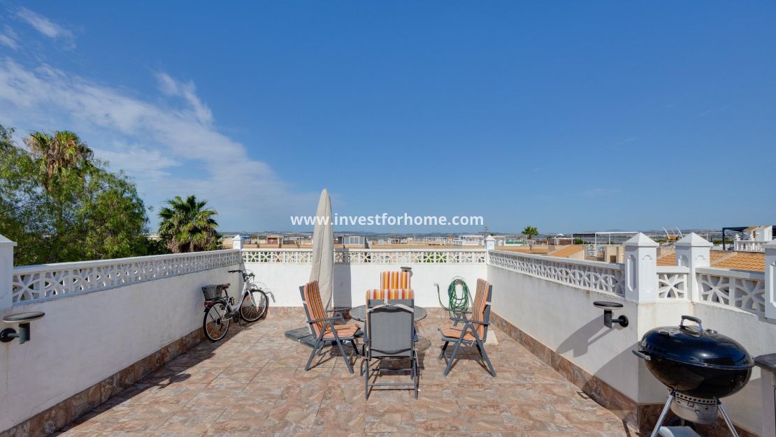 Sale - Bungalow - Torrevieja - El Chaparral