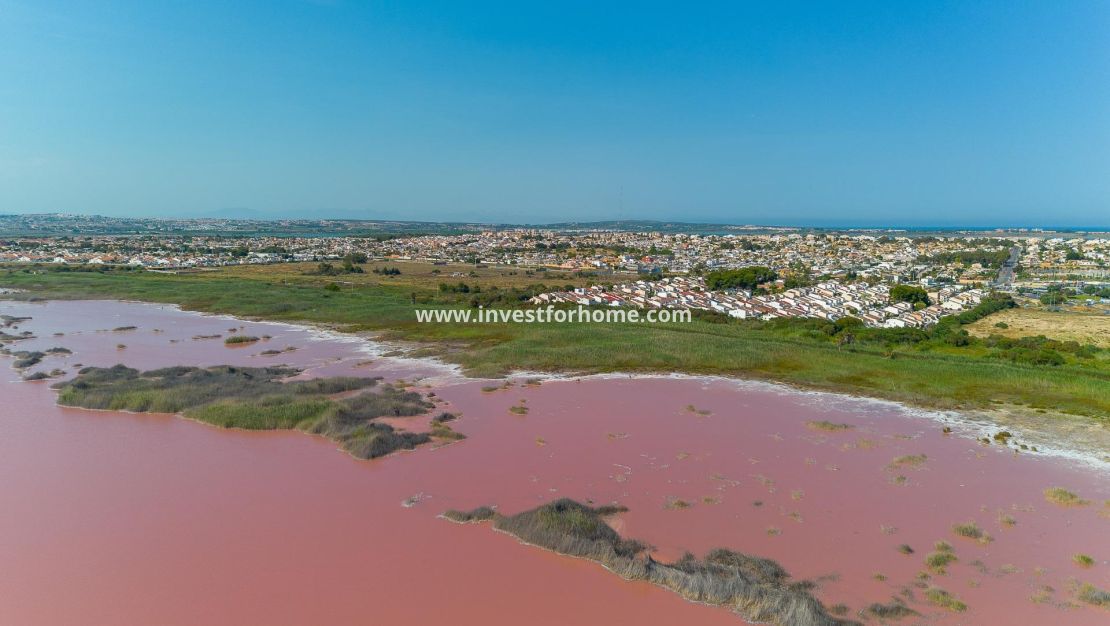 Sale - Bungalow - Torrevieja - El Chaparral