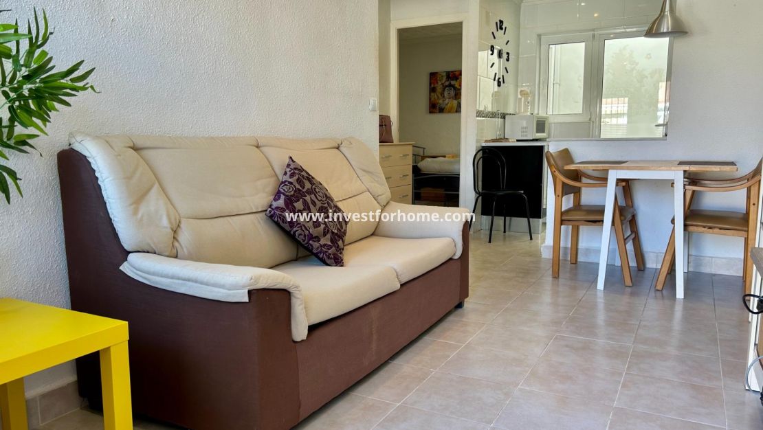 Sale - Bungalow - Torrevieja - El Limonar