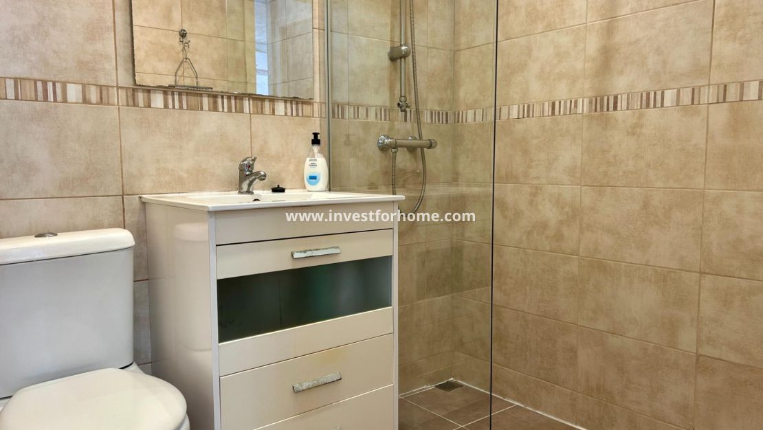 Sale - Bungalow - Torrevieja - El Limonar