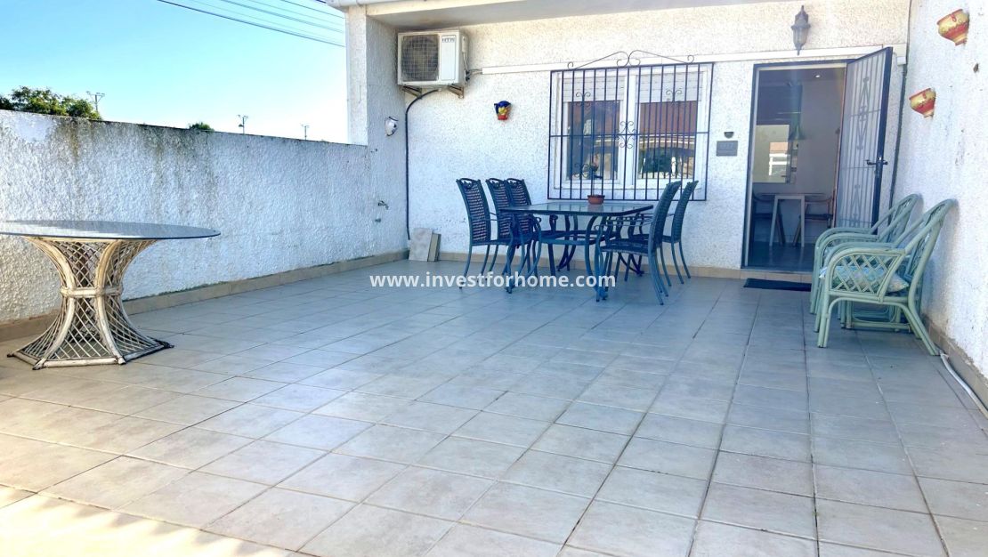 Sale - Bungalow - Torrevieja - El Limonar