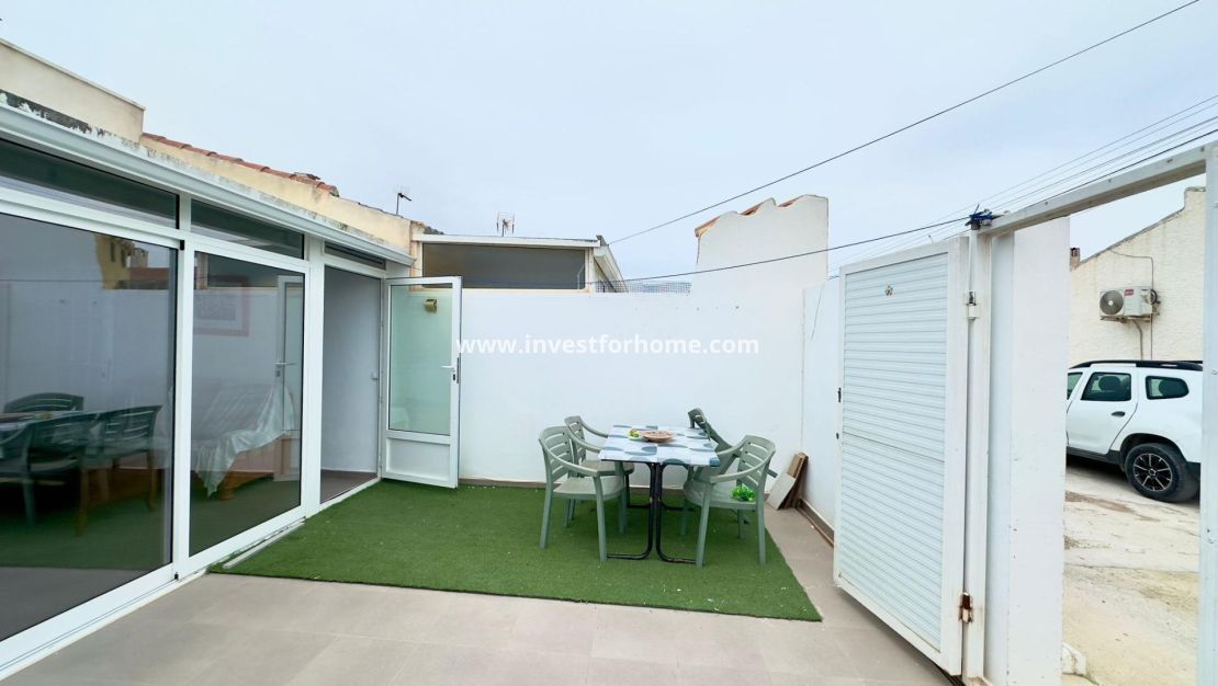 Sale - Bungalow - Torrevieja - El Limonar