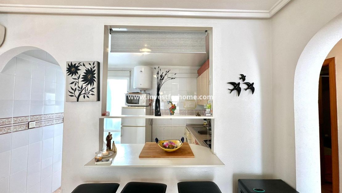 Sale - Bungalow - Torrevieja - El Limonar