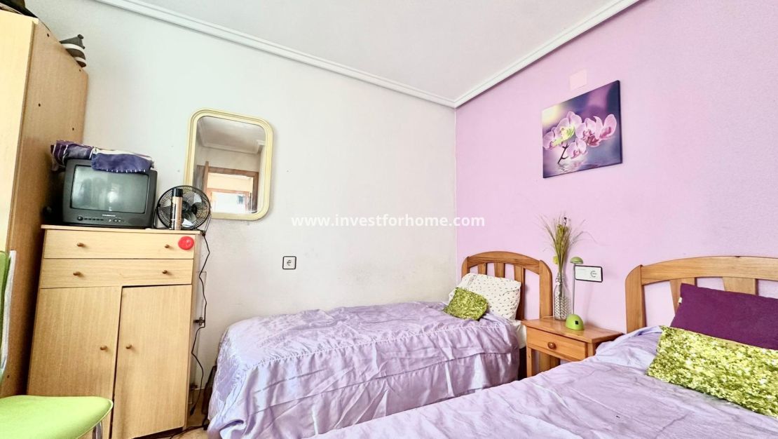 Sale - Bungalow - Torrevieja - El Limonar