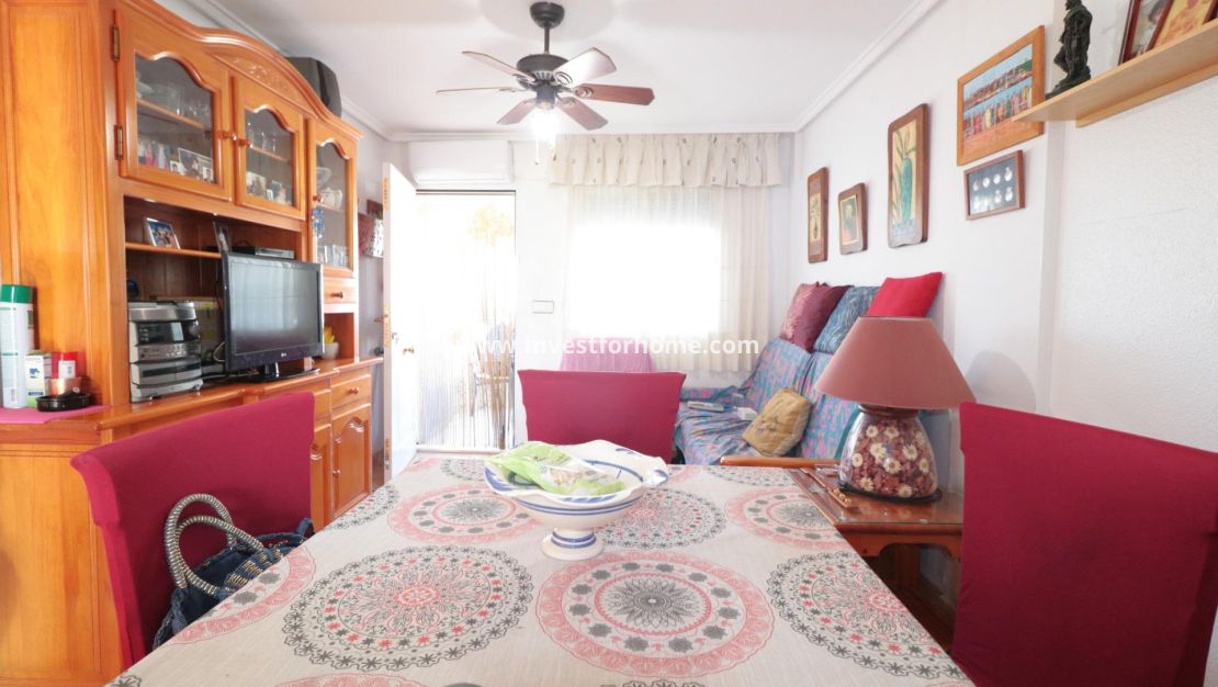 Sale - Bungalow - Torrevieja - El Limonar