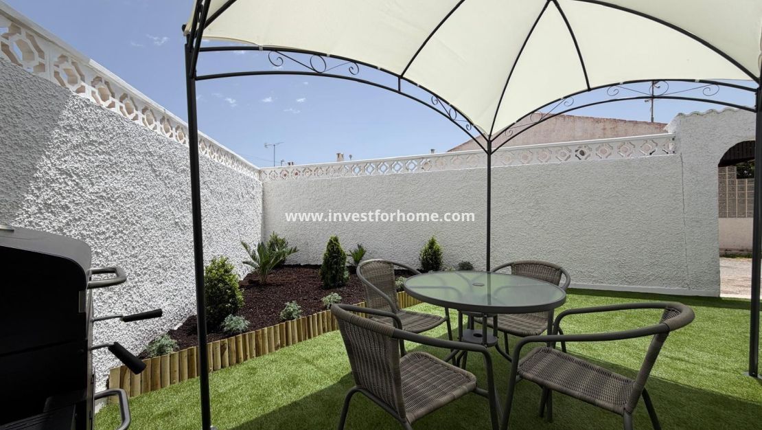 Sale - Bungalow - Torrevieja - El Limonar