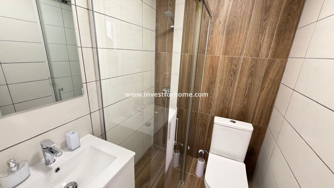 Sale - Bungalow - Torrevieja - El Limonar