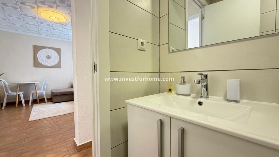 Sale - Bungalow - Torrevieja - El Limonar