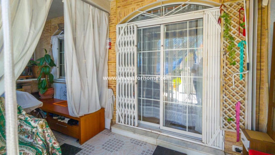 Sale - Bungalow - Torrevieja - El Limonar
