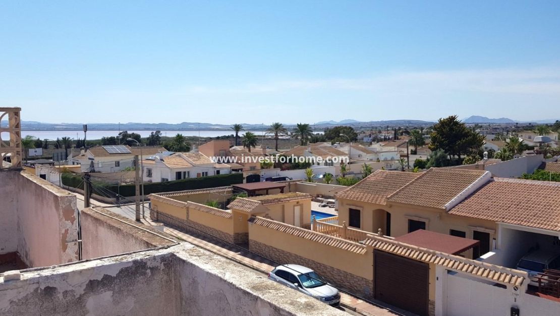 Sale - Bungalow - Torrevieja - La Siesta-El Chaparral