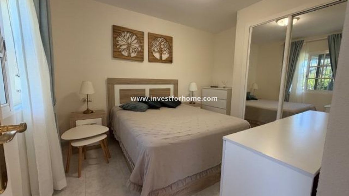 Sale - Bungalow - Torrevieja - La Siesta-El Chaparral