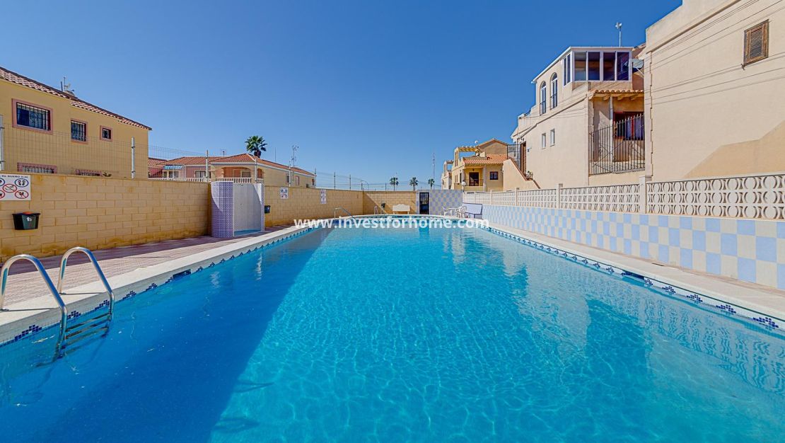Sale - Bungalow - Torrevieja - La Siesta - El Salado - Torreta
