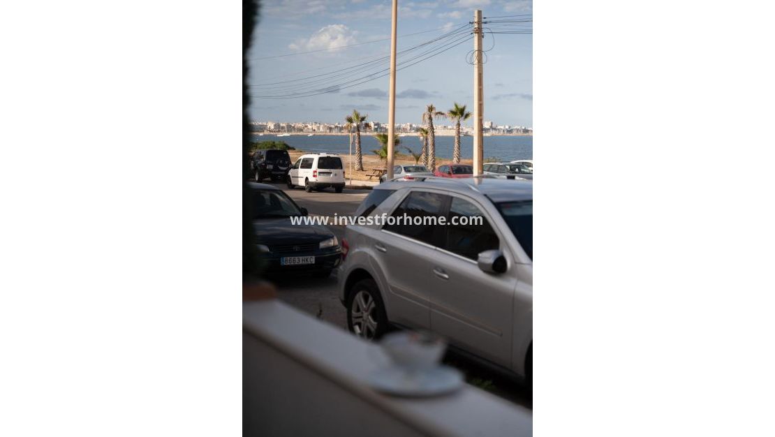 Sale - Bungalow - Torrevieja - La Veleta