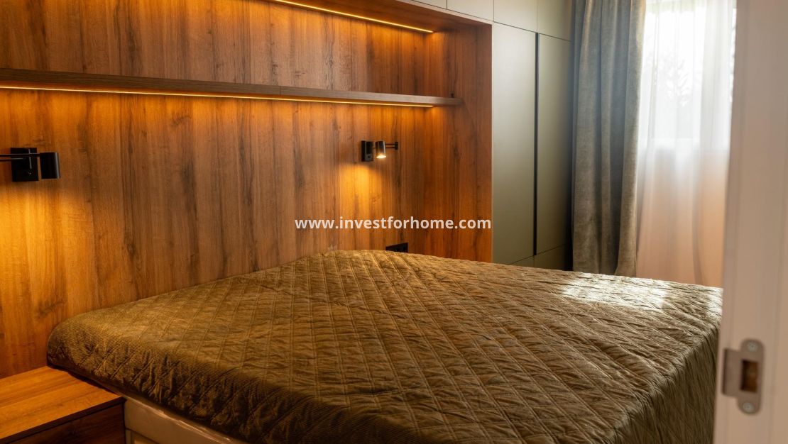 Sale - Bungalow - Torrevieja - La Veleta