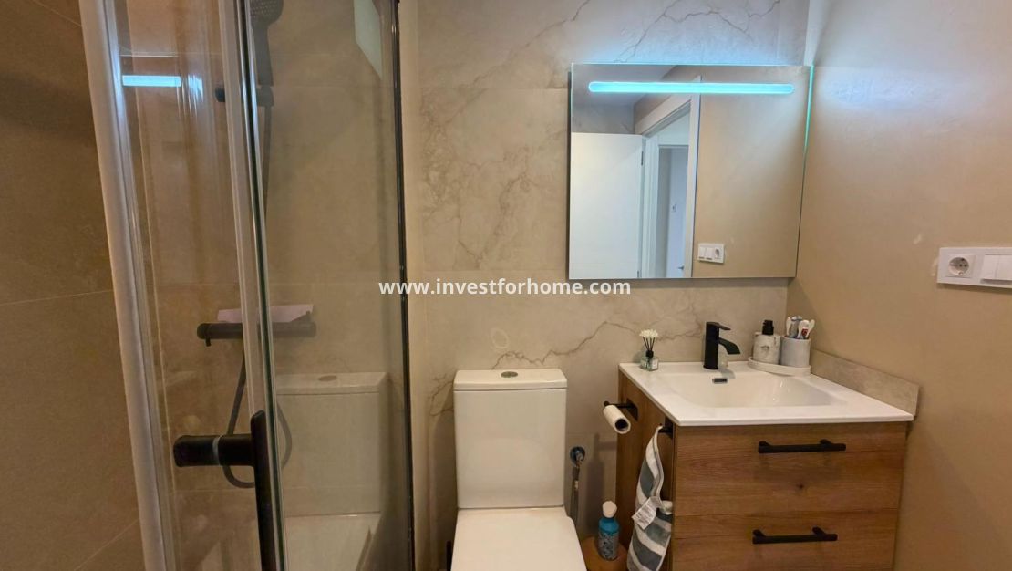 Sale - Bungalow - Torrevieja - La Veleta