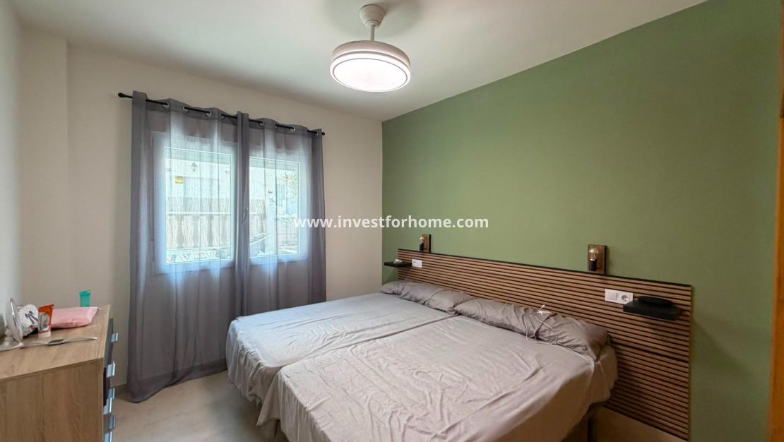 Sale - Bungalow - Torrevieja - La Veleta