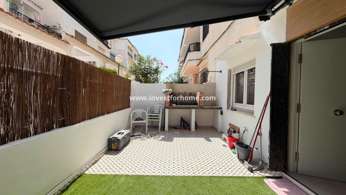 Sale - Bungalow - Torrevieja - La Veleta