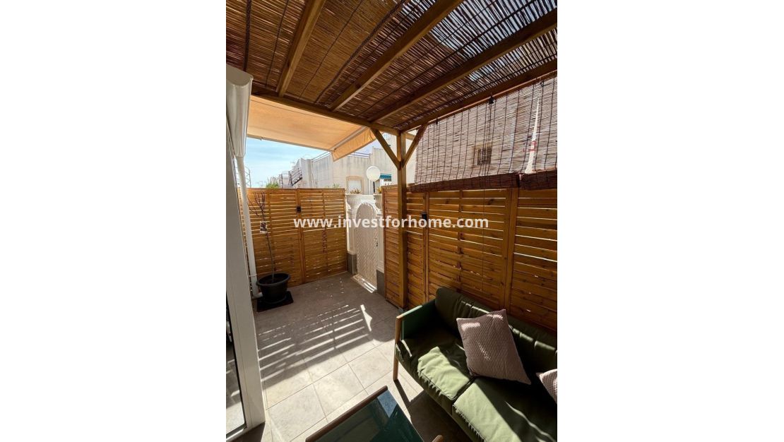 Sale - Bungalow - Torrevieja - Los Balcones - Los Altos Del Edén