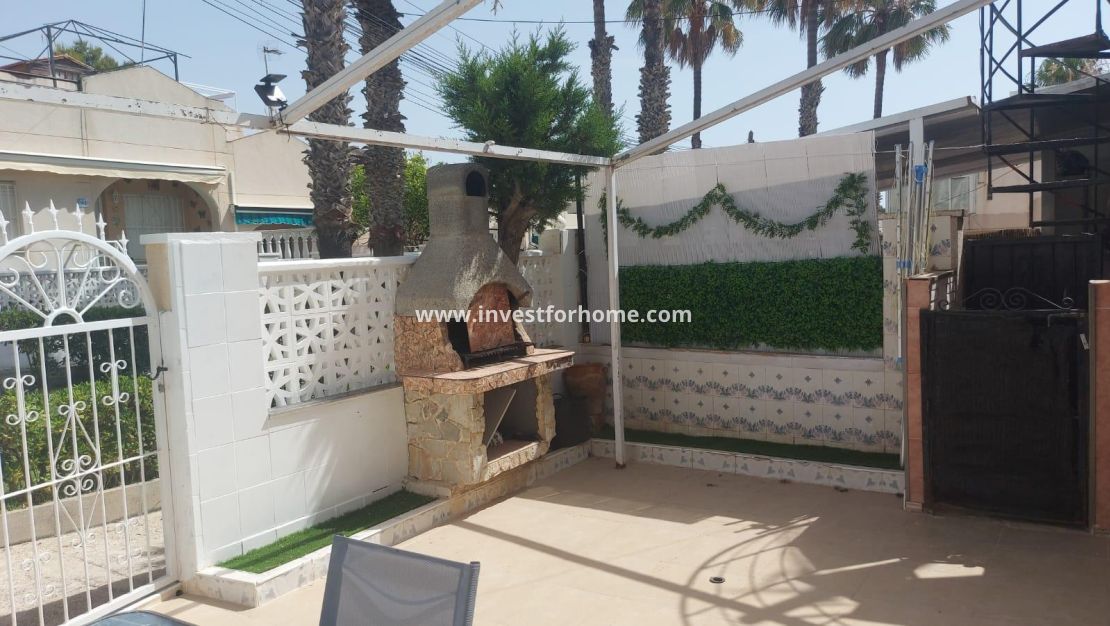 Sale - Bungalow - Torrevieja - Los Balcones - Los Altos Del Edén