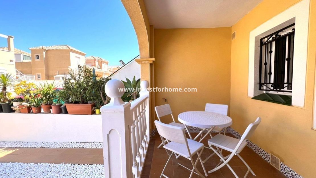Sale - Bungalow - Torrevieja - Los Balcones - Los Altos Del Edén