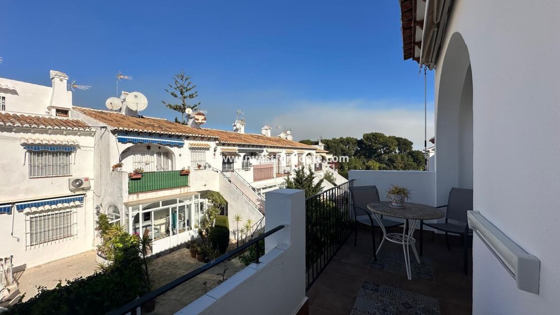 Sale - Bungalow - Torrevieja - Los Balcones