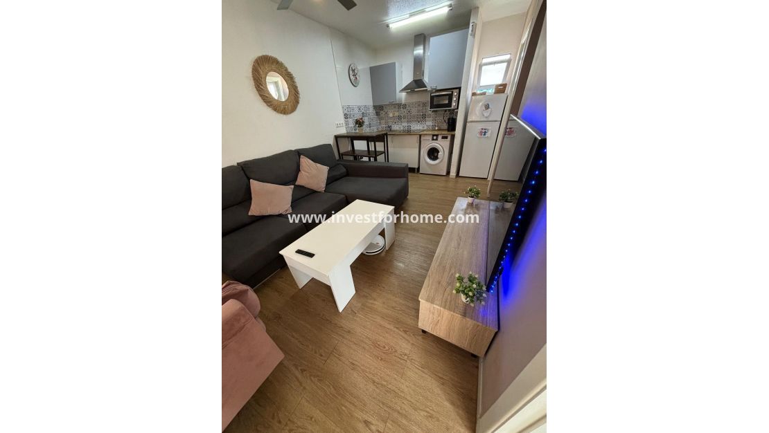 Sale - Bungalow - Torrevieja - Los Balcones