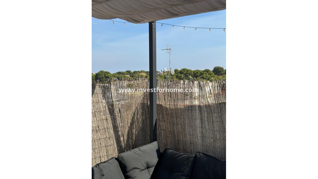 Sale - Bungalow - Torrevieja - Los Balcones