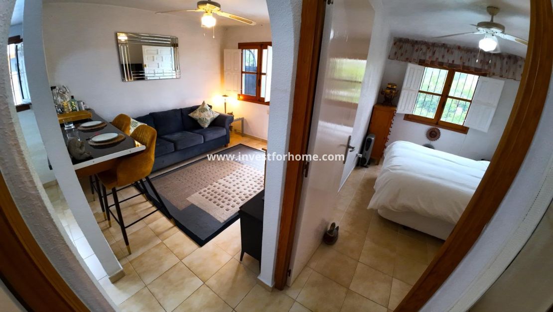 Sale - Bungalow - Torrevieja - Los Balcones