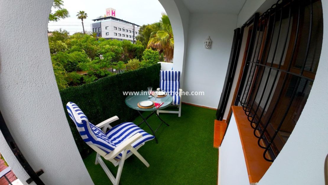 Sale - Bungalow - Torrevieja - Los Balcones
