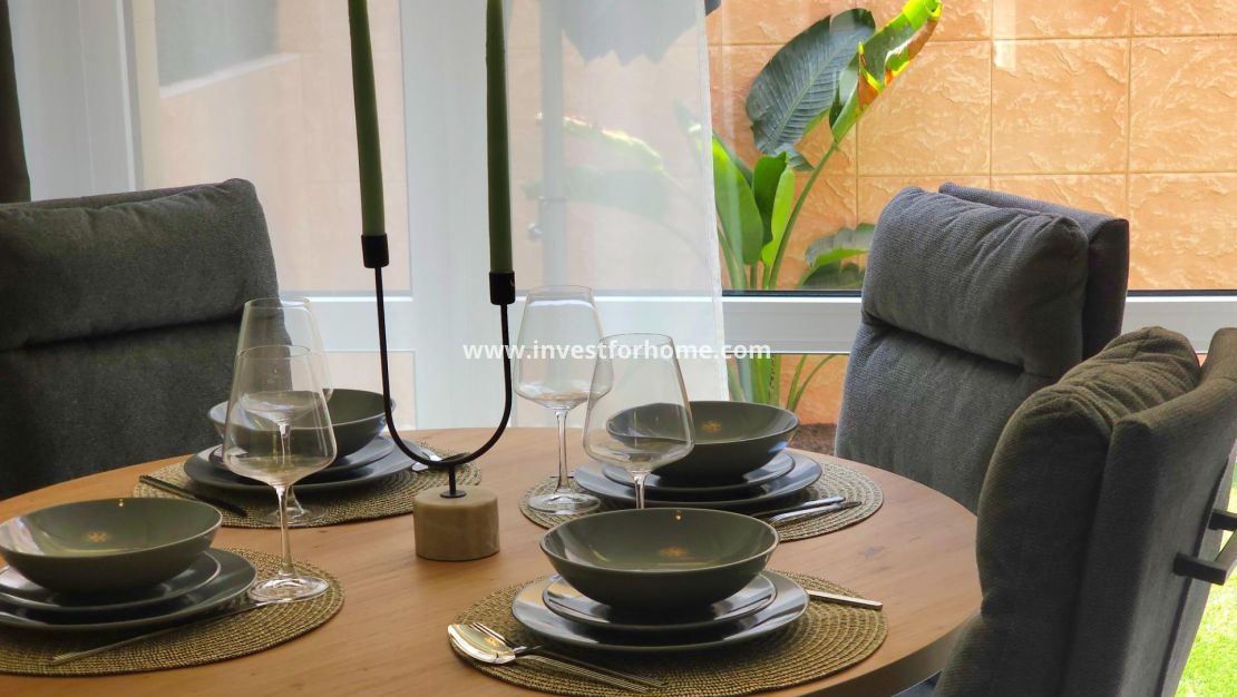 Sale - Bungalow - Torrevieja - Los Europeos