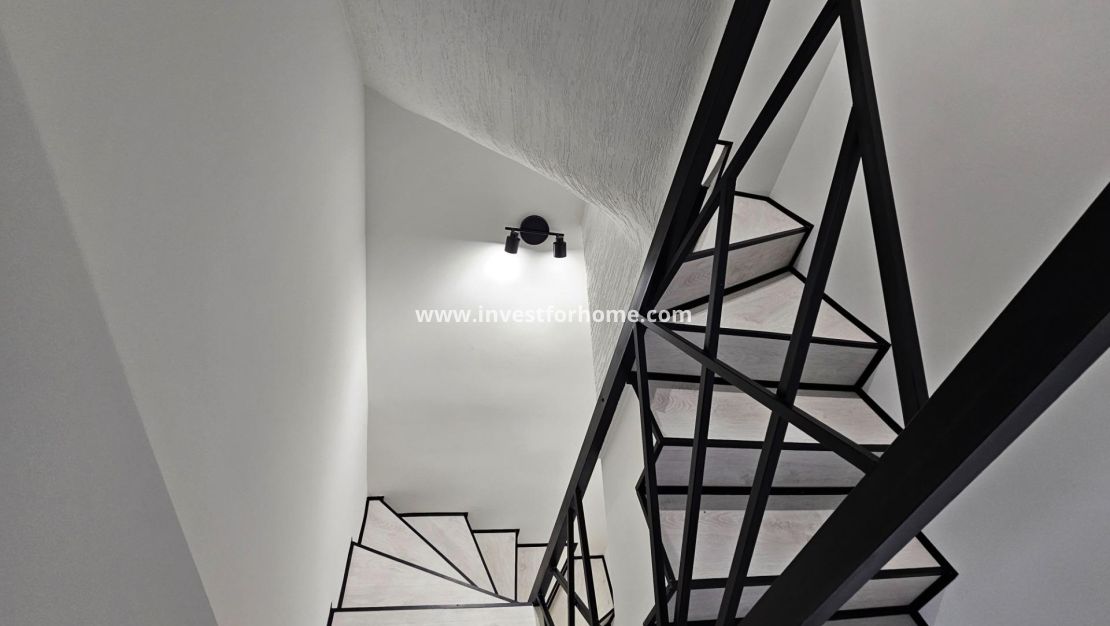 Sale - Bungalow - Torrevieja - Los Europeos