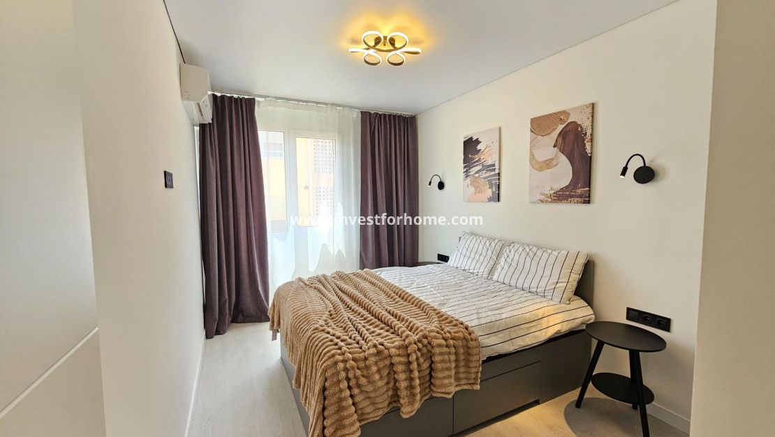 Sale - Bungalow - Torrevieja - Los Europeos