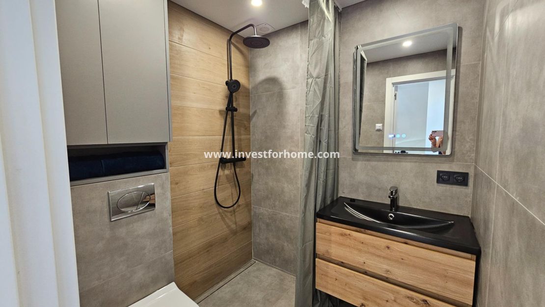 Sale - Bungalow - Torrevieja - Los Europeos