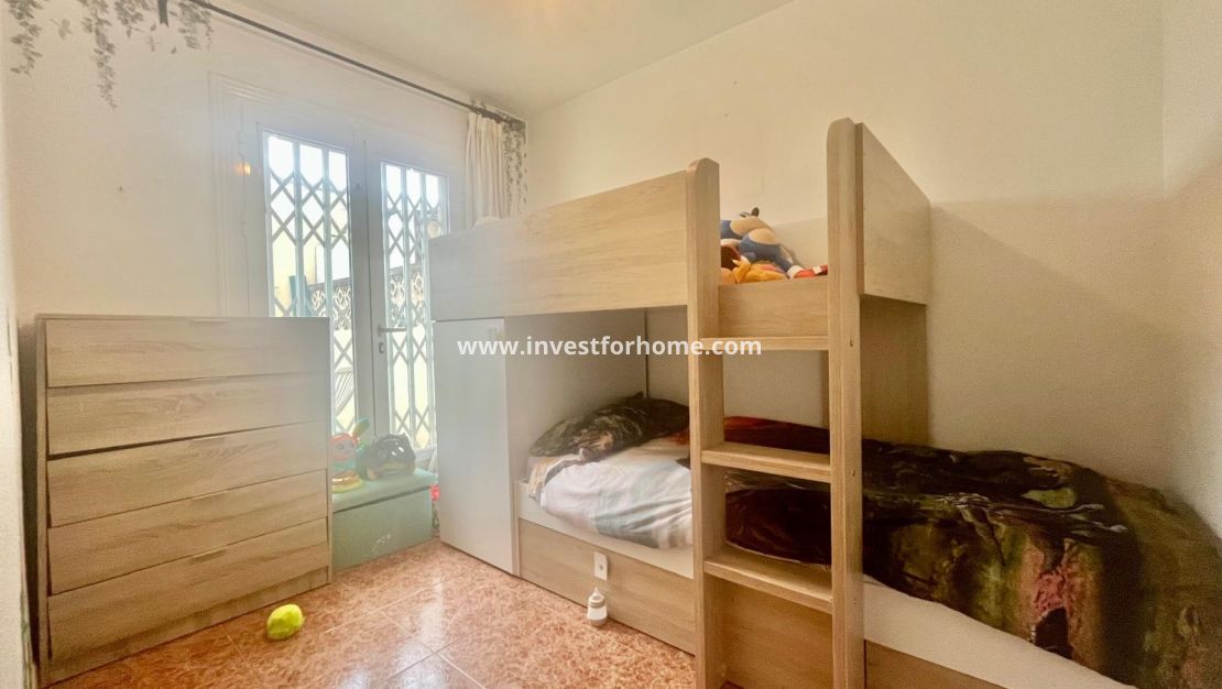 Sale - Bungalow - Torrevieja - Paraje Natural
