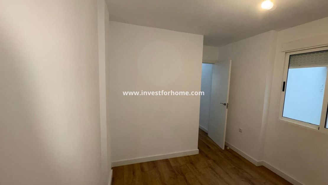 Sale - Bungalow - Torrevieja - PARQUE DE LAS NACIONES