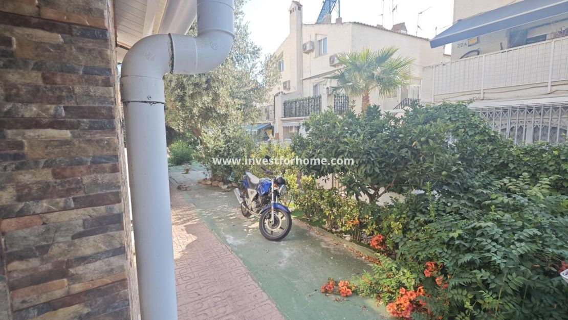 Sale - Bungalow - Torrevieja - Playa del Cura