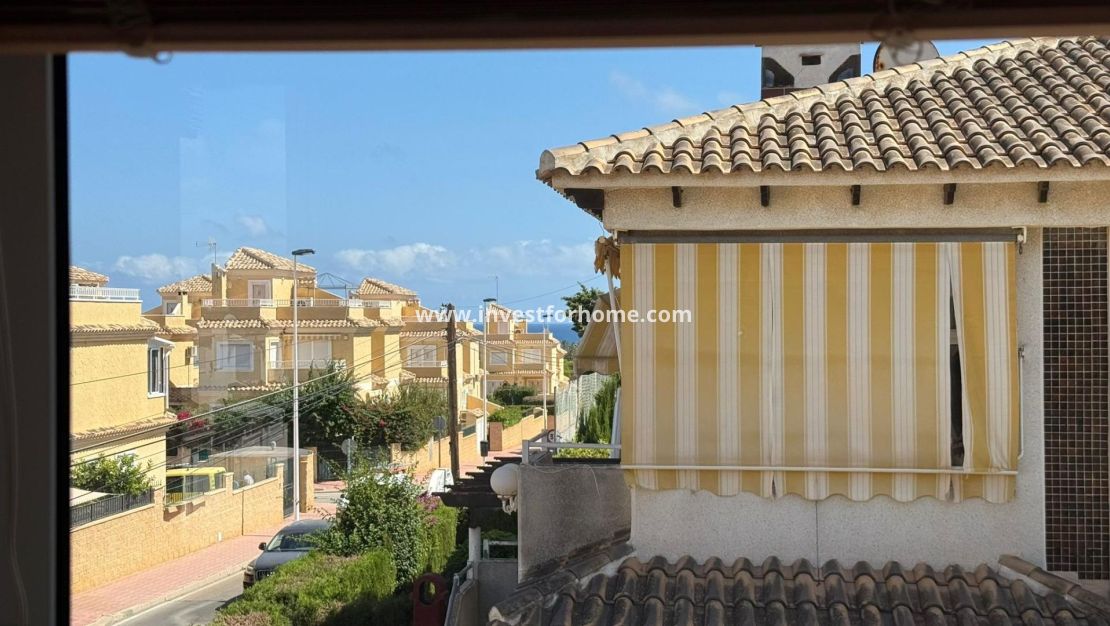 Sale - Bungalow - Torrevieja - Punta prima