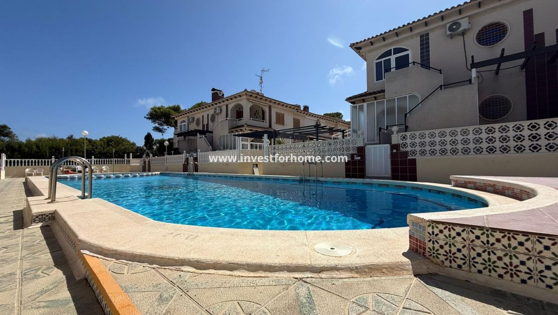 Sale - Bungalow - Torrevieja - Punta prima