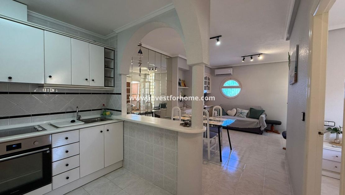 Sale - Bungalow - Torrevieja - Punta prima